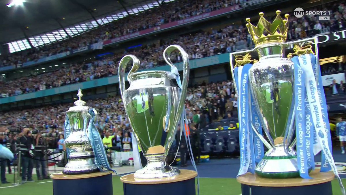 What a reception! 🤩 The Etihad welcomes back their treble winners to 'Hey Jude' as Man City host Newcastle United! 🏆 📺 Watch the game live on TNT Sports & discovery +