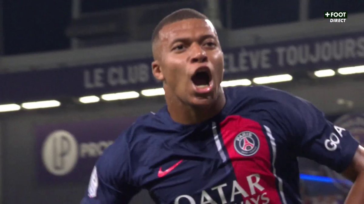 La rage de Kylian Mbappé après son but. ⚽️🔴🔵 Célébration avec les ultras. 🔥 🎥 CANAL+ Foot