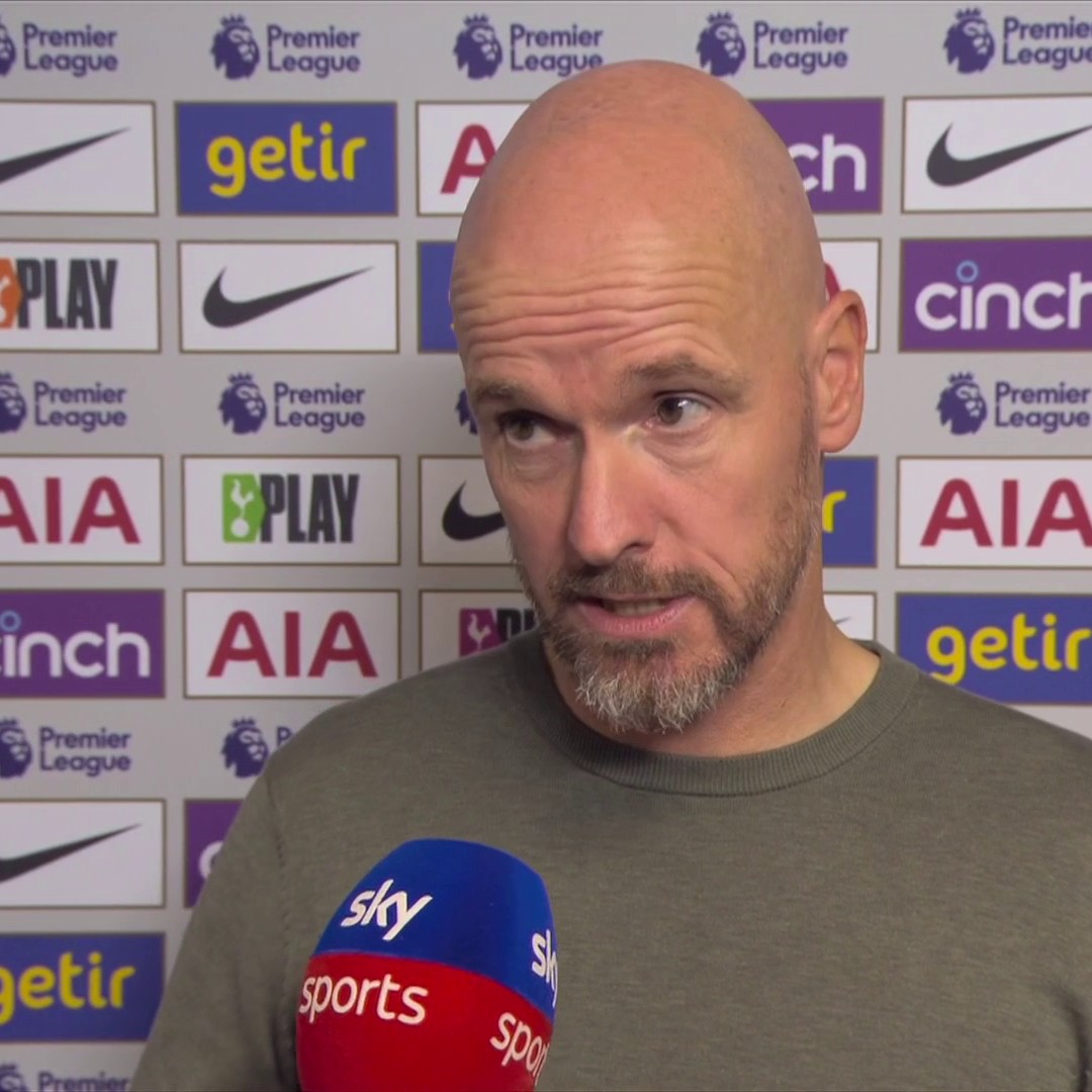 "We deserved a penalty" 💭 Manchester United manager Erik ten Hag believes his side should have had a penalty from a Cristian Romero handball ⤵