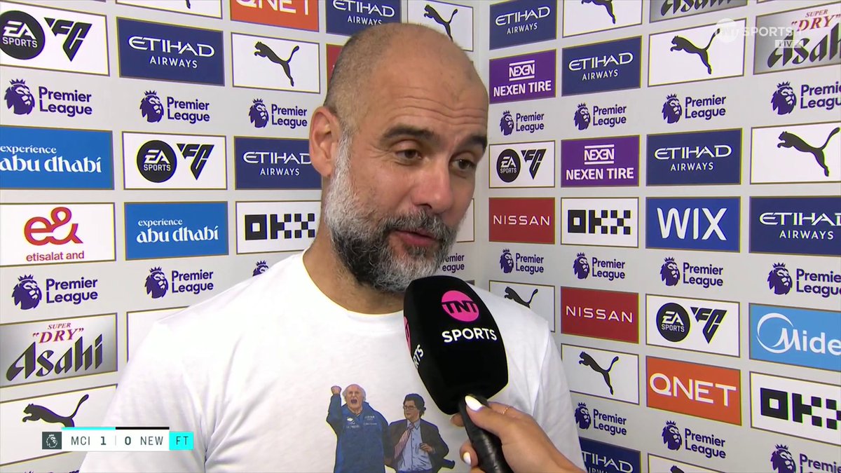 Pep Guardiola pays tribute to his former manager at Brescia, Carlo Mazzone, who died today by wearing his shirt to post-match press conference #Pep #ReInventingTheGame