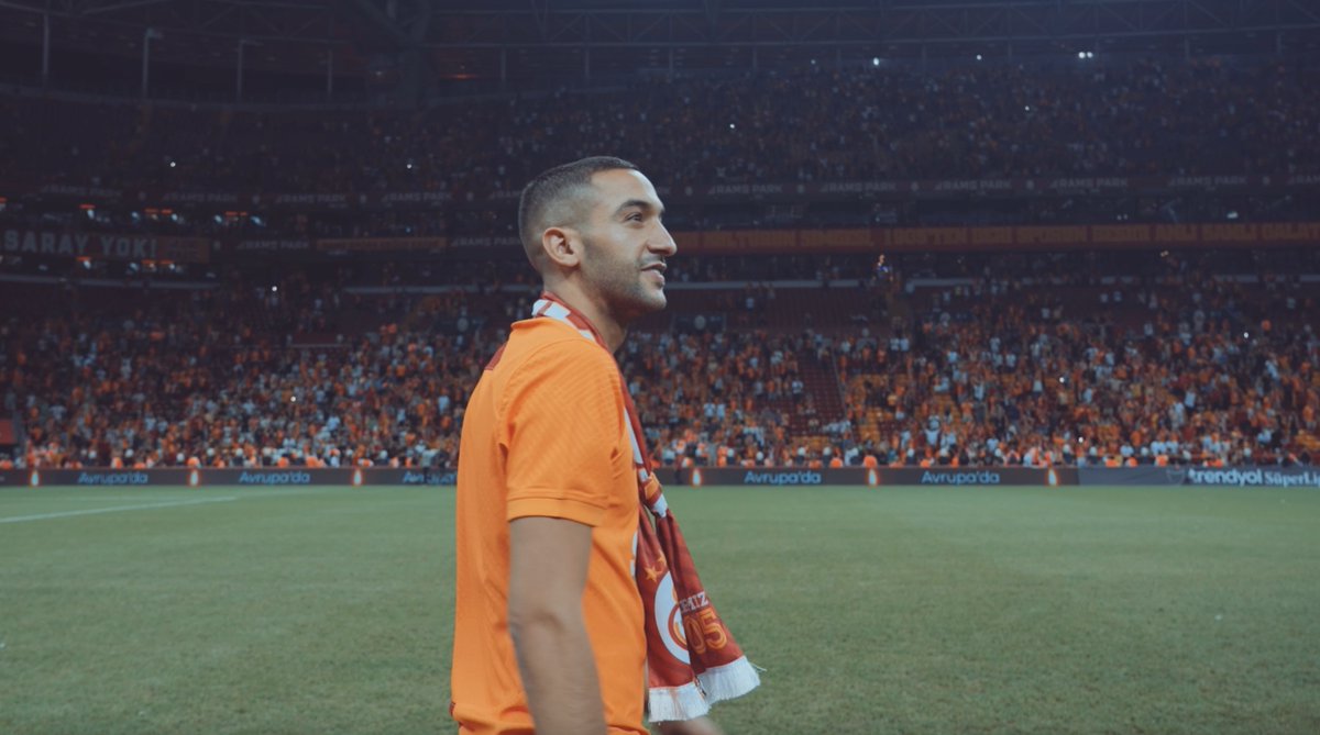 🎩 Hakim Ziyech, Türkiye’nin en büyüğünde! 😎