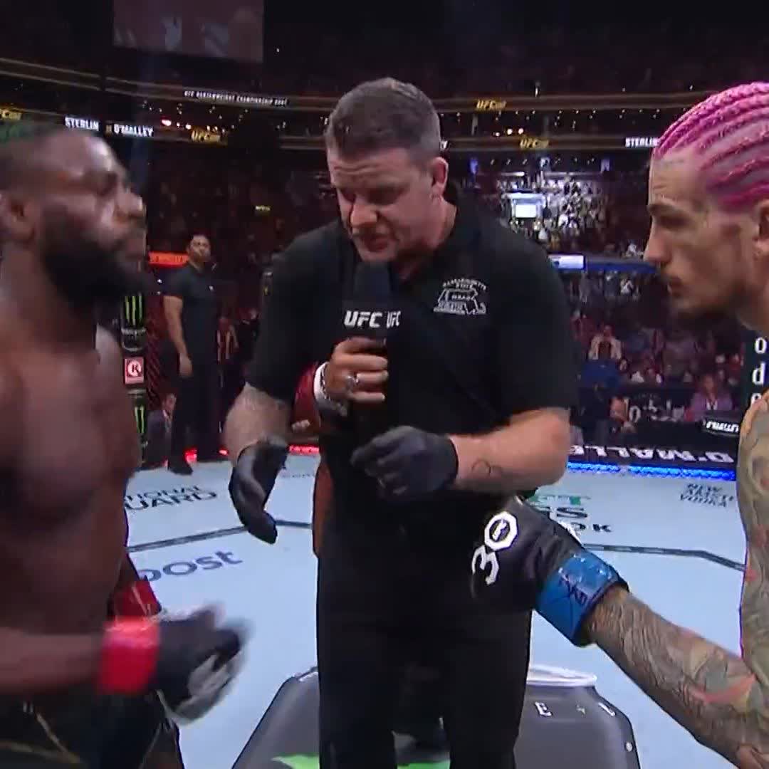 Five rounds for the bantamweight title starts NOW 🏆 #UFC292
