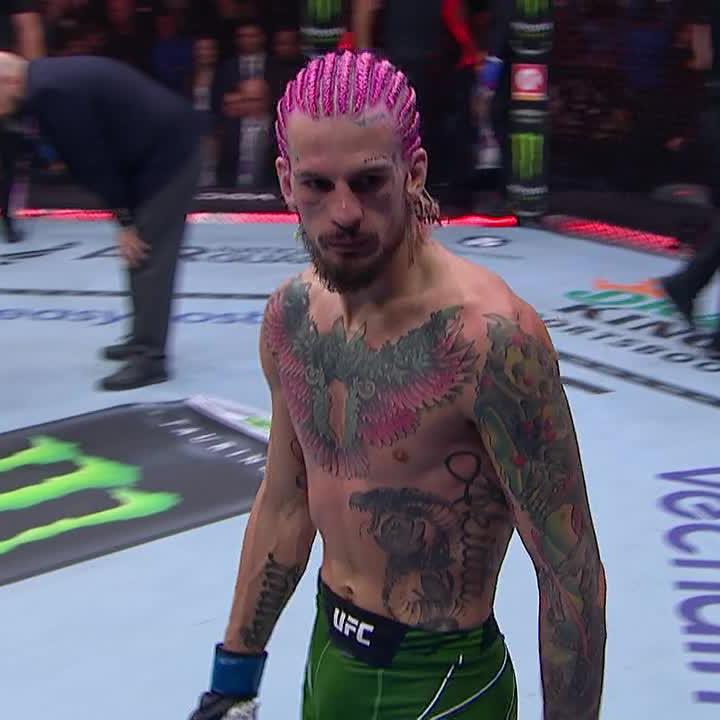 THE SUGAR SHOW GETS IT DONE IN THE SECOND ROUND 🍭 #UFC292