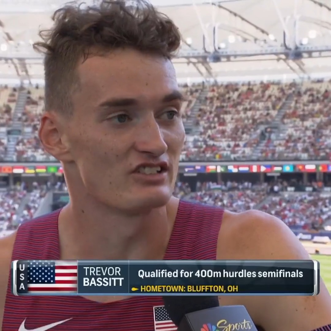 "Married life is awesome" - Trevor Bassitt OLY "Good answer" - Lewis Johnson 😂 📺: CNBC | #WorldAthleticsChamps