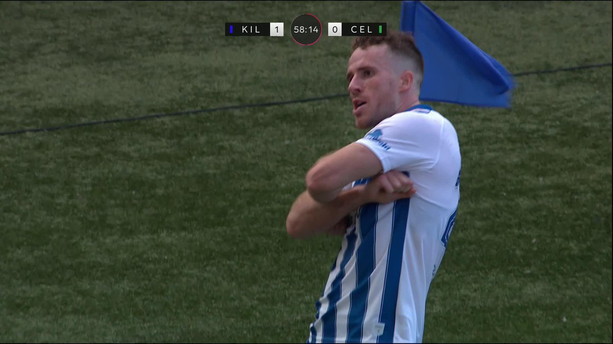 "The holders are in trouble, big trouble!" 😱 Marley Watkins with a goal to send Rugby Park wild as Kilmarnock FC take the lead against Celtic 🔵⚪ #ViaplayCup
