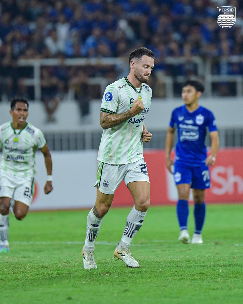 Dua musim berturut-turut, #PERSIB menang saat Marc Klok berhasil mencetak gol di Stadion Jatidiri. ⚽⚽