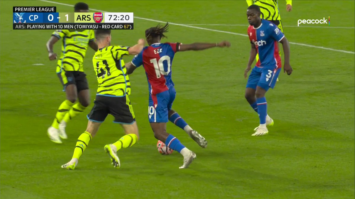 EZE WITH SOME ABSOLUTE FILTH 🤯 But doesn't get the penalty call. Did refs get this right?