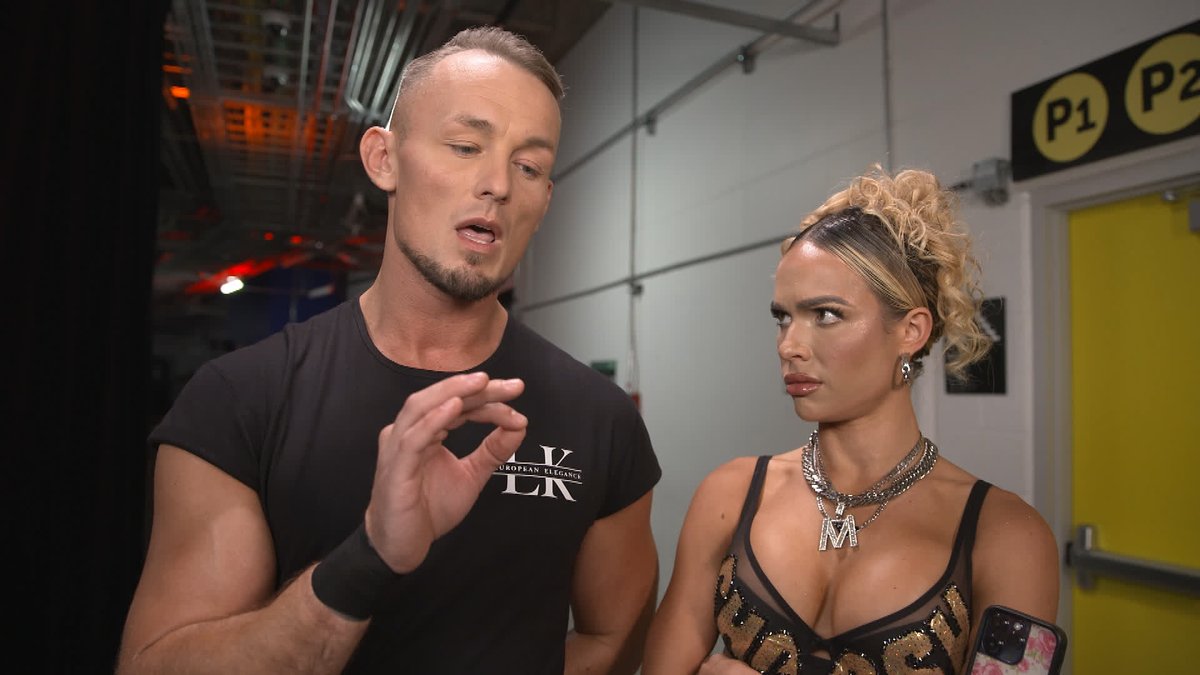EXCLUSIVE: MAXXINE DUPRI runs into 𝐋𝐮𝐝𝐰𝐢𝐠 𝐊𝐚𝐢𝐬𝐞𝐫, unfortunately... #WWERaw