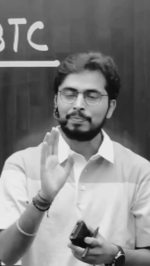 सुनिए Rohit Vaidwan बीएड डिग्री धारकों का सपोर्ट नहीं कर सकते तो कम से कम उनके आंदोलन का मजाक न बनाओ , जब बैच बेचने की बात थी तब बीएड वाले याद थे लेकिन आज जब बीएड बाहर हो गया तो एक पक्ष को खुश करने के लिए बीएड के आंदोलन का मजाक उड़ा रहे हो😡😡 #BEDWantOrdinancePRT