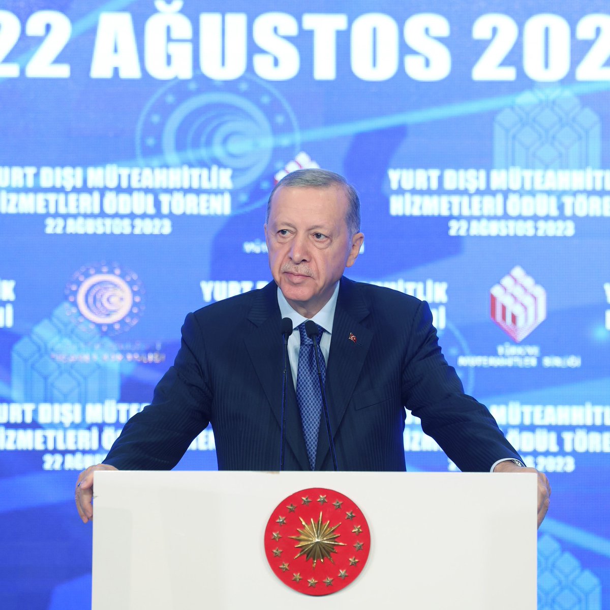 ❝2023 vizyonumuzun çoğunu hayata geçirmiş olmanın şevkiyle gözümüzü 2053'e diktik. Gençlerin gözünde 2053 hedeflerini hayata geçirecek azmi ve coşkuyu görebiliyorum.❞ — Başkan Recep Tayyip Erdoğan
