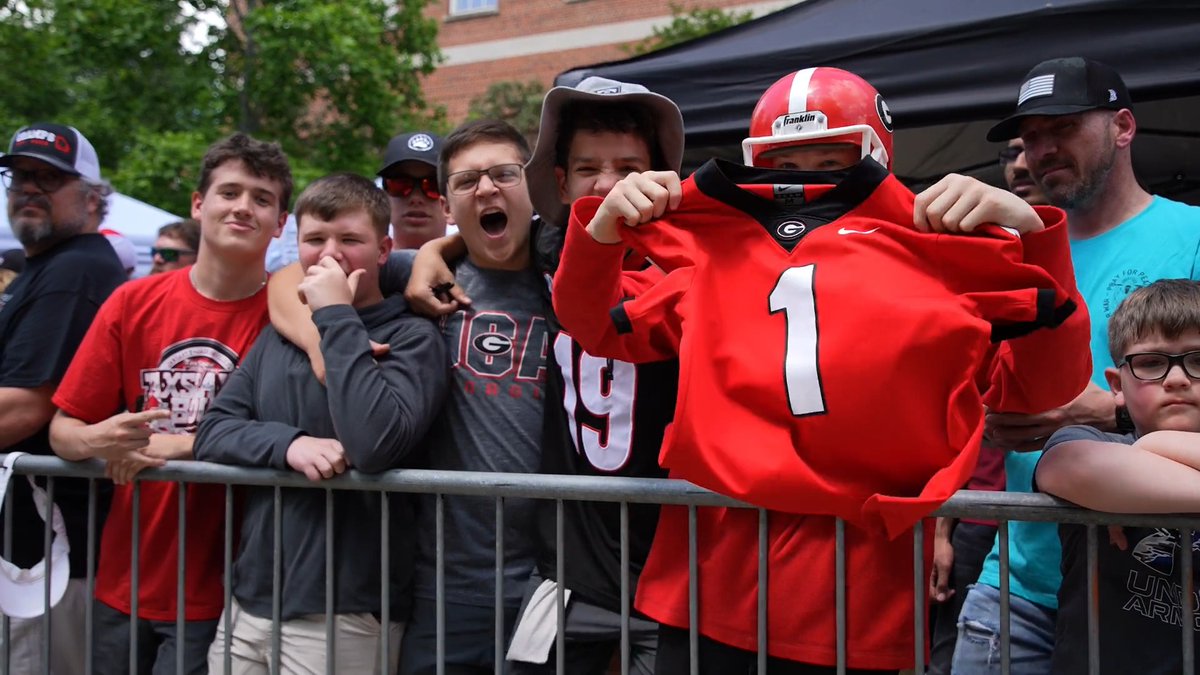 Take a ride with Jeff Dantzler and football strength and conditioning coach Scott Sinclair as they talk about what makes a Saturday in Athens so special. Want to win the custom E-Z-GO golf cart? Enter now: