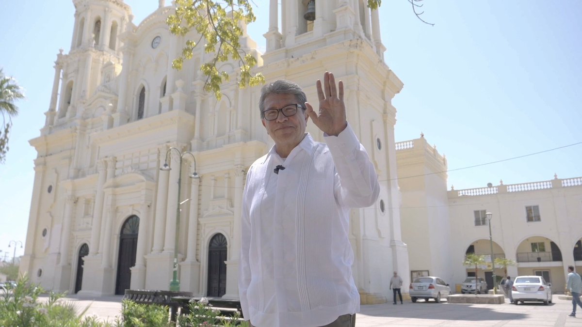 Ser aspirante a coordinador nacional de los Comités de Defensa de la Cuarta Transformación me dio la oportunidad de recorrer el país para reflexionar sobre lo que pasa en México. Hoy cerramos esta gira en Sonora: 32 estados visitados. Gracias por su cariño.