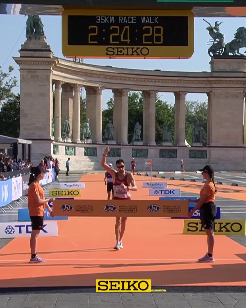 🇪🇸🥇 ¡¡¡¡Álvaro Martín, campeón del mundo de 35 km marcha!!!! IMPRESIONANTE. #WaBudapest23