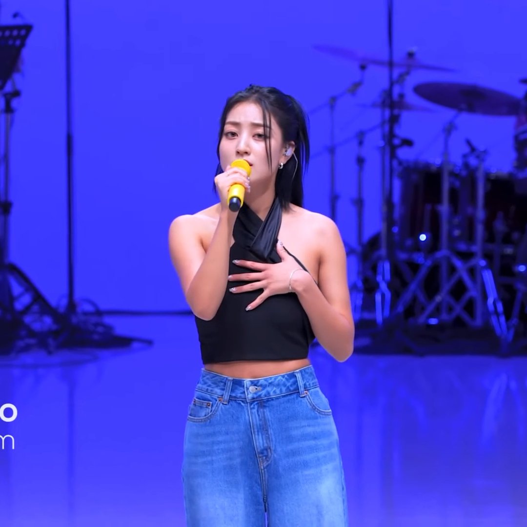 JIHYO SINGING ROOM LIVE WITH A BAND SHE'S TOO GOOD