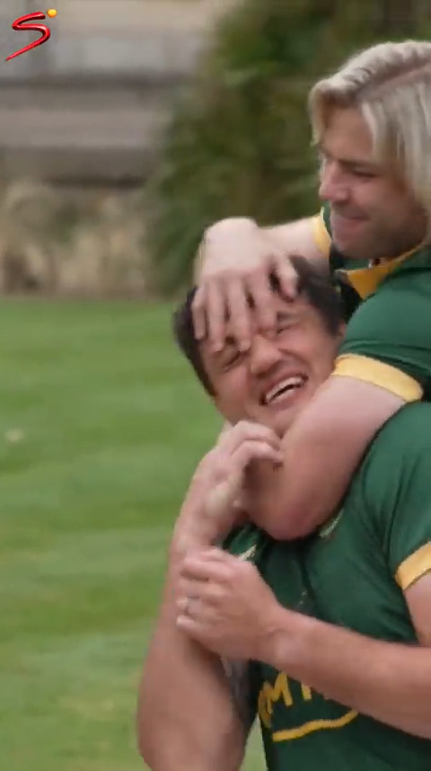 Faf de Klerk is my hero 😂 I aspire to be this level of annoying to my colleagues and friends 🤭