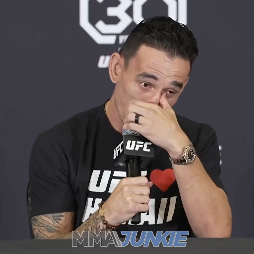 Max Holloway gets choked up discussing the impact of the Hawaii wildfires. "I always go in there with Hawaii on my back. It's a little bit heavier now."