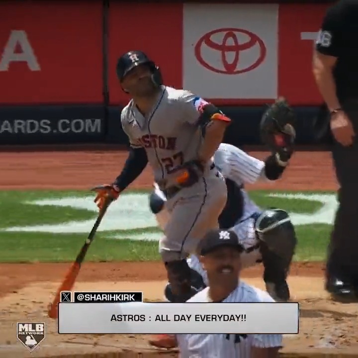 You asked for it, you got it! RETWEET for a chance at a $100 MLB Shop gift card courtesy of Corona Premier and watch the Red Sox take on the Houston Astros at 2pm ET/1pm CT. MLB Network + Corona USA | Rules in Bio ✏️