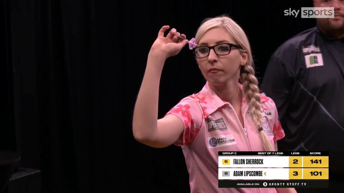 "History-maker once again!" 🤯 Fallon Sherrock becomes the FIRST female to hit a televised nine-darter! 🎯