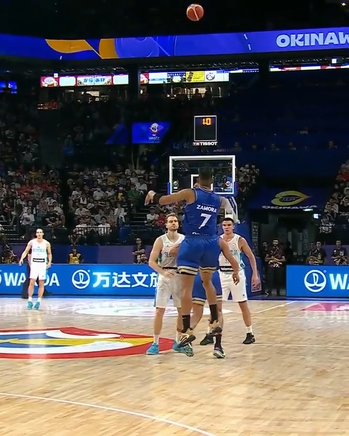 🇻🇪 Jhornan Zamora drains the Tissot #BuzzerBeater from way downtown! 😱🤯 #FIBAWC x #WinForVenezuela