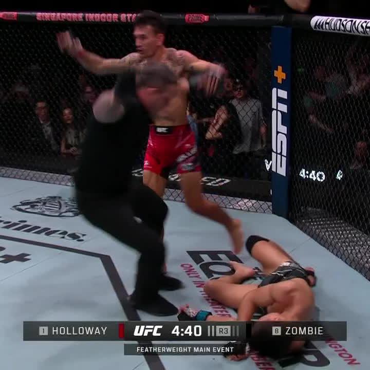 WHAT A COUNTER FROM HOLLOWAY 💥 #UFCSingapore