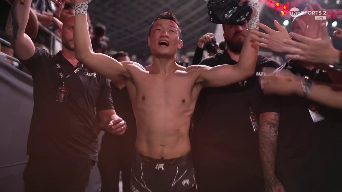 Appreciation for The Korean Zombie one last time โค๏ธ What a career. What an ovation! ๐ #UFCSingapore