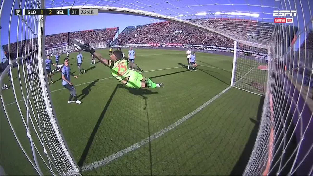 LOSADA Y OTRA ATAJADA ESTILO CHAMPIONS LEAGUE. 📺 ESPN Premium | Suscribite al Pack Fútbol en