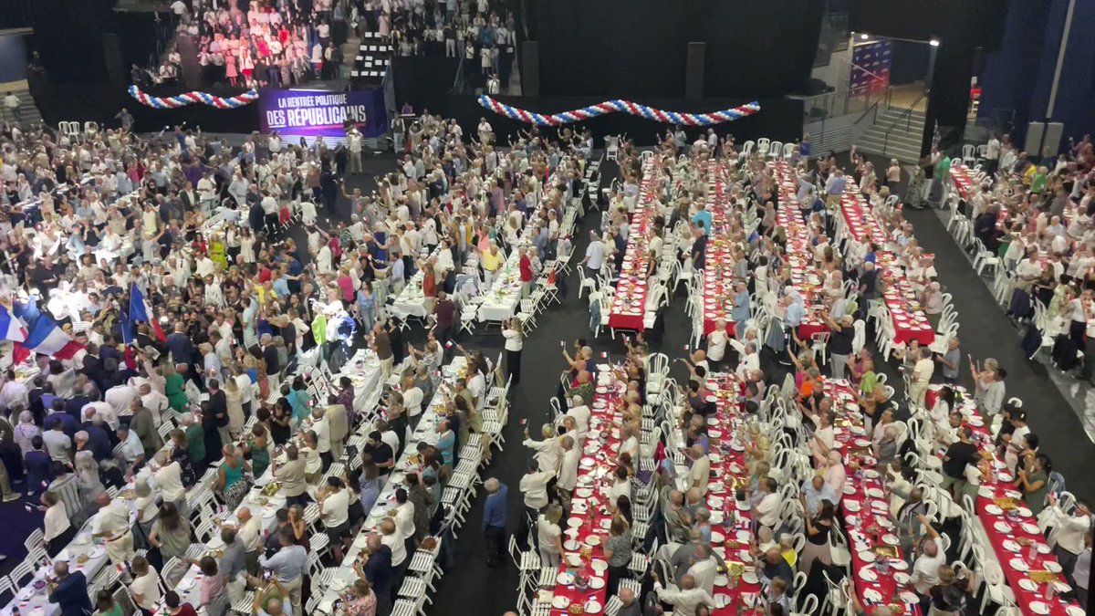 Chers compagnons, vous avez fait le choix de la fidélité et des convictions en venant très très nombreux aujourd’hui au Cannet pour notre rentrée politique. Vous êtes les militants de la France ! 🇫🇷