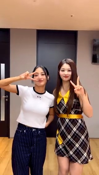 #KillinMeGood Challenge with #NMIXX #์ค์ค ๐ฅListen "Killin' Me Good" #TWICE #ํธ์์ด์ค #JIHYO #์งํจ #ZONE