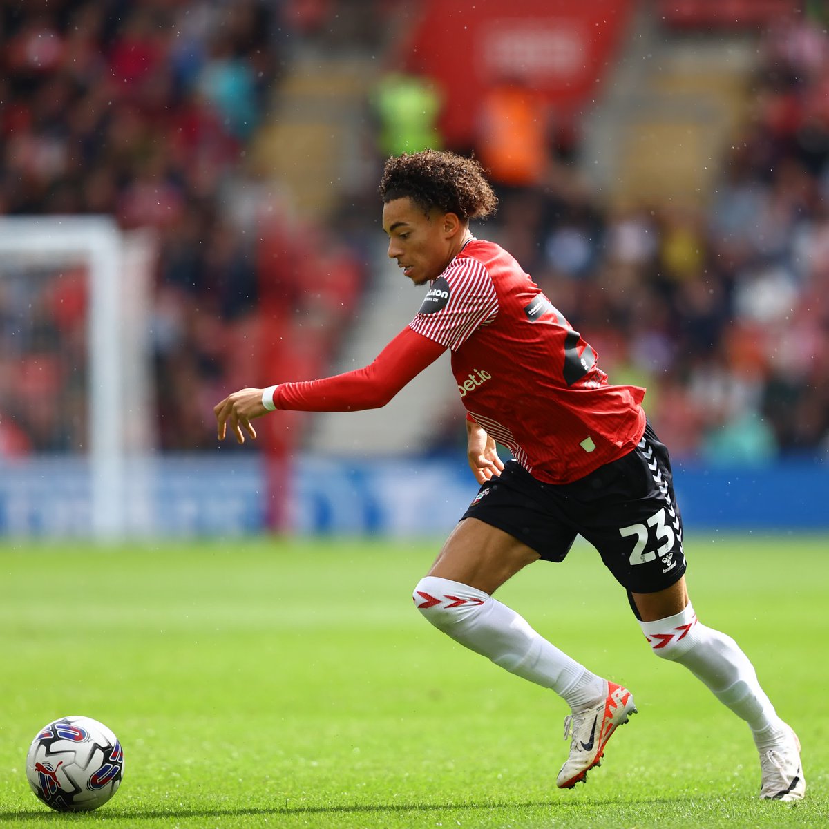 Ce que Samuel Edozie a envoyé à son adversaire, c’est très violent 🤯 (Southampton FC)