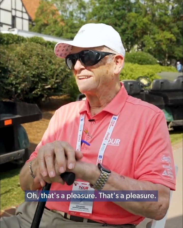 91 years young 👏 Doug Halbert Sr. has been volunteering for 20 years on the 12th green. From Kapalua to East Lake, today will be his last day on his post TOUR Championship.