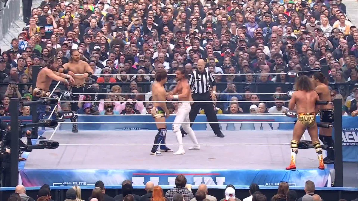 Two with a history that traces back to their days in Japan, Kota Ibushi and Jay White face off! Order #AEWAllIn LIVE on PPV right now! 🇺🇸: 🔗 Switchblade Jay White | 飯伏 幸太