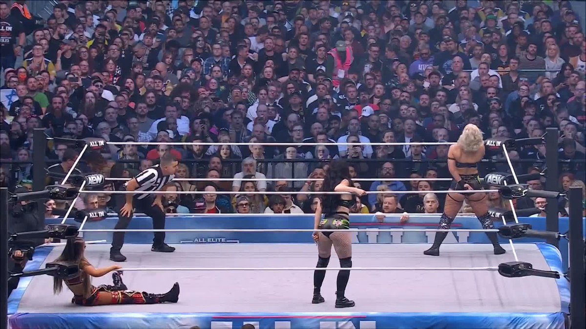Are things breaking down between #TheOutcasts here in London? Order #AEWAllIn LIVE on PPV right now! 🇺🇸: 🔗 SARAYA | #ToniStorm