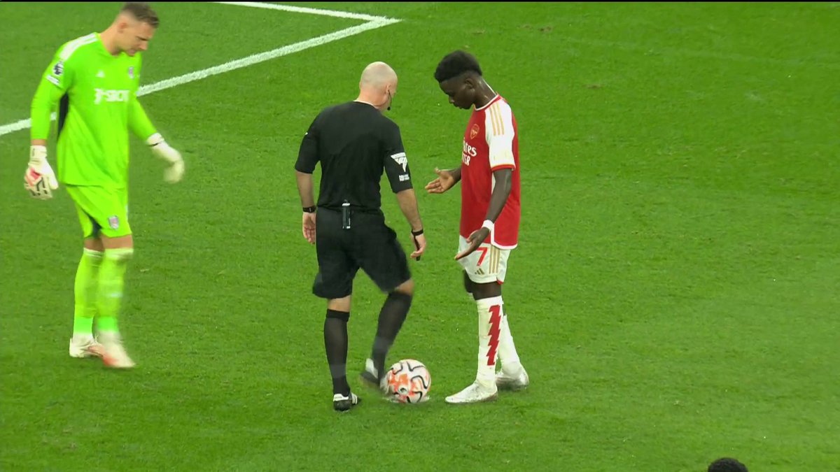 Why do players not just put the ball at the centre of the penalty spot mark? 🤨