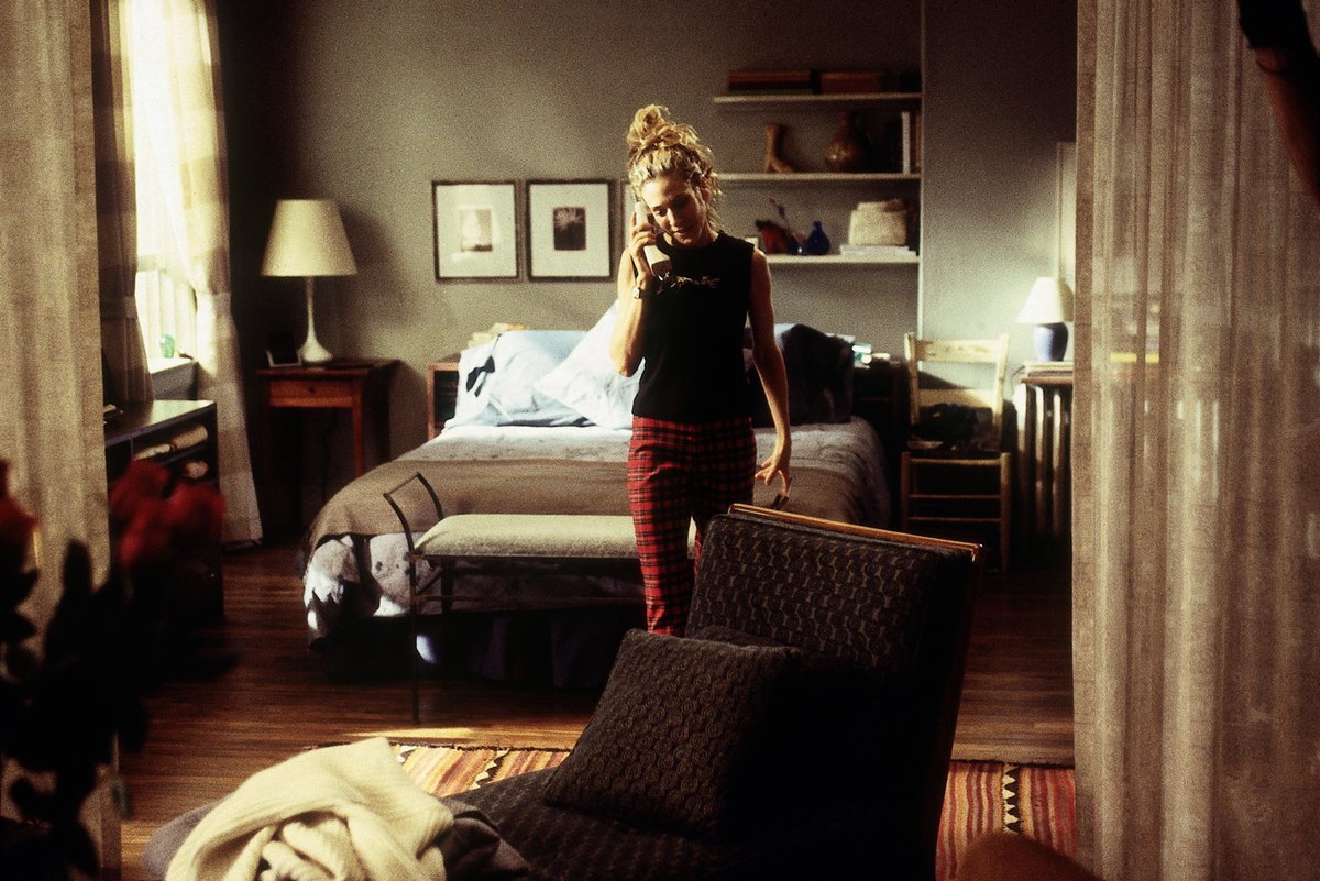 To the greatest love story of them all — Carrie Bradshaw’s apartment 💕.