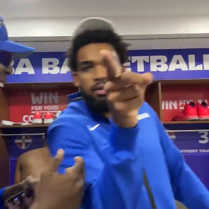 DOM en la gozadera! 🤩 #FIBAWC x #WinForDominicana 🇩🇴