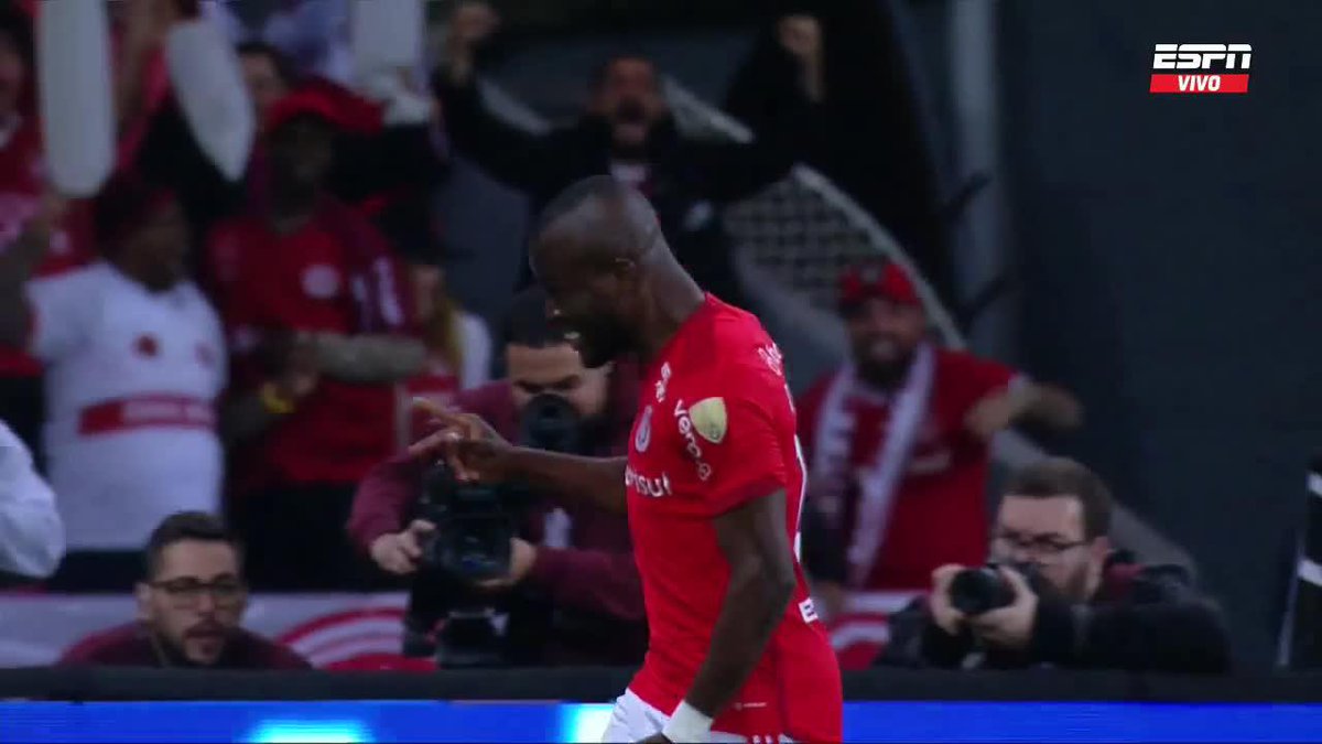 Enner Valencia 🇪🇨: "¿Qué es eso? ¿Un partido de Copa Libertadores? ¿Puedo hacer un gol?".