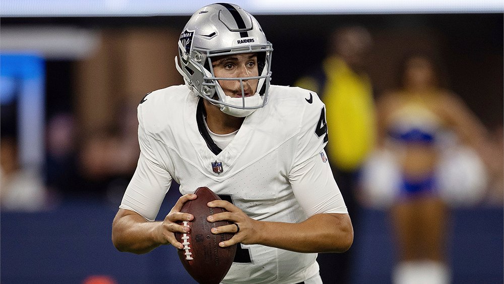 Aidan O'Connell looked like a veteran out there in his first #NFLPreseason 👏