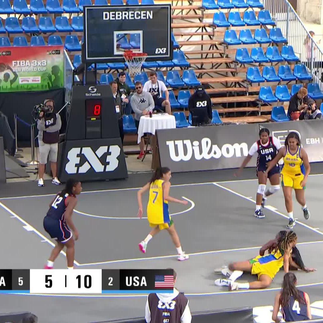 Mikaylah Williams putting on the hard hat and going to work! 🤧 #3x3U18