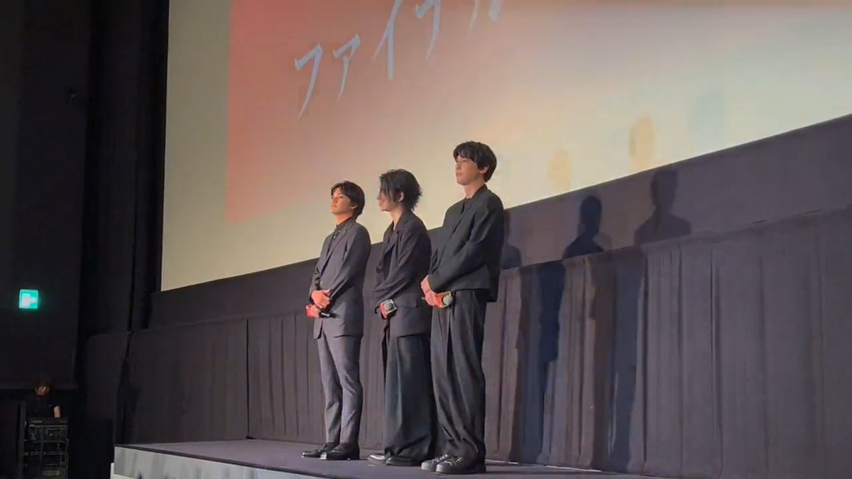 ／ #東京リベンジャーズ2『-決戦-』 ファイナルラン舞台挨拶 ダイジェスト映像を公開🏍 ＼ #村上虹郎 さん初登壇で大感動😢 #北村匠海 さん #吉沢亮 さんとの 友情がアツすぎる最後の舞台挨拶👊 こちらからご覧ください🫡▼
