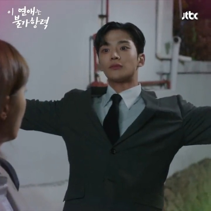예쁨 받을 짓 해놓고 입으로 다 깨는 타입 ▶️수·목 밤 𝟭𝟬시 𝟯𝟬분 《#이연애는불가항력》 본방사수📜 #조보아 #로운 #하준 #유라 #JTBC #수목드라마