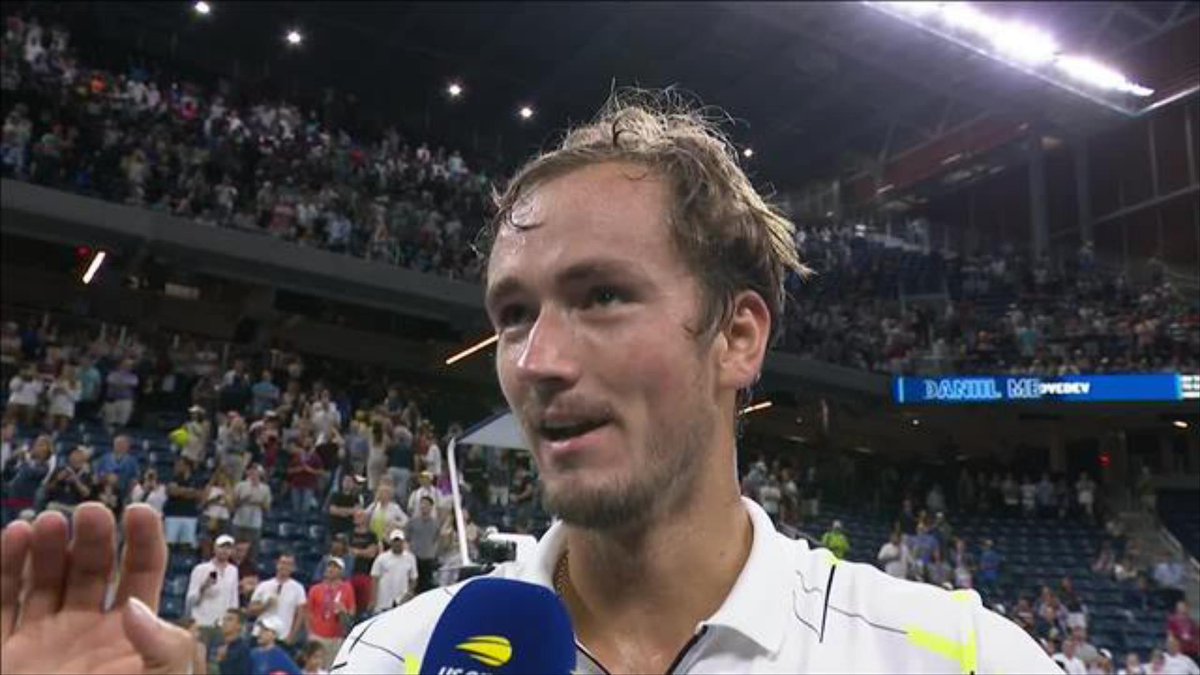 Daniil Medvedev on Armstrong at night! There better be energy!
