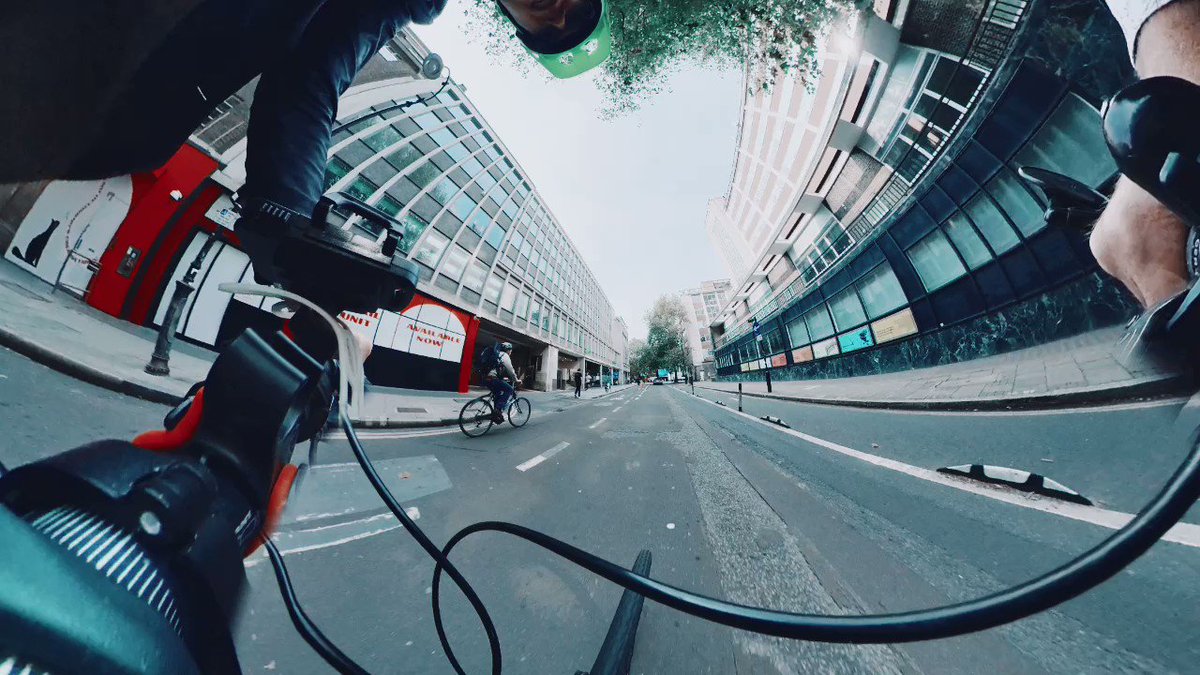 This is the guy who kills you. #LondonCycling