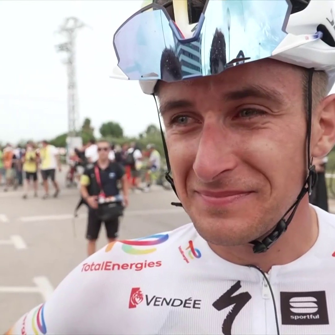 🗣 "Ça me fait chialer" La réaction exceptionnelle de Fabien Doubey, coéquipier de Soupe geoffrey, vainqueur d'étape sur #laVuelta23 #LesRP