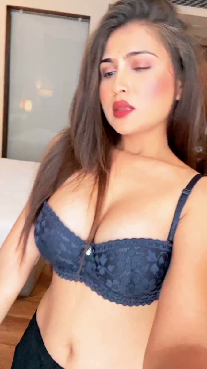 If you want a girlfriend or wife like me !! #beautifulgirl #movies #model #actress