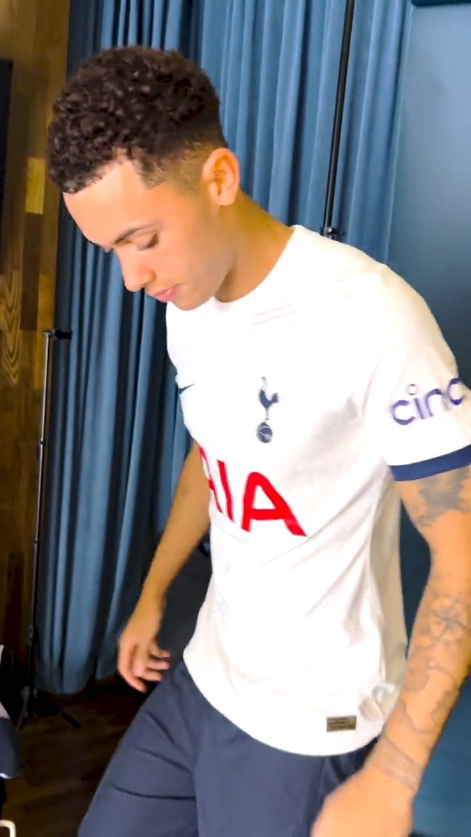 First time wearing Lilywhite 😮💨