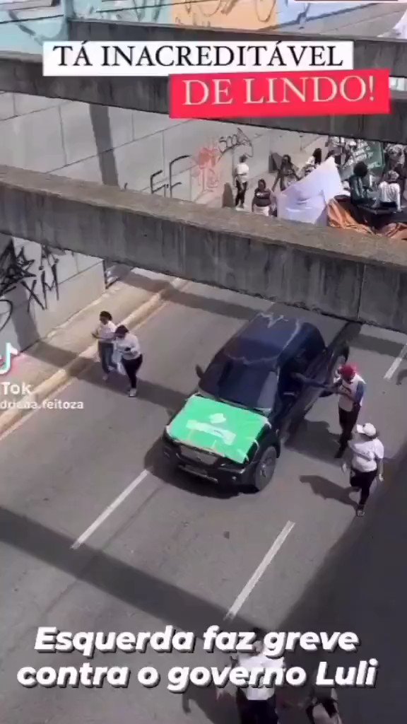 QUE LINDO ! Esquerdistas fazendo manifestação contra o governo Lula. 😁