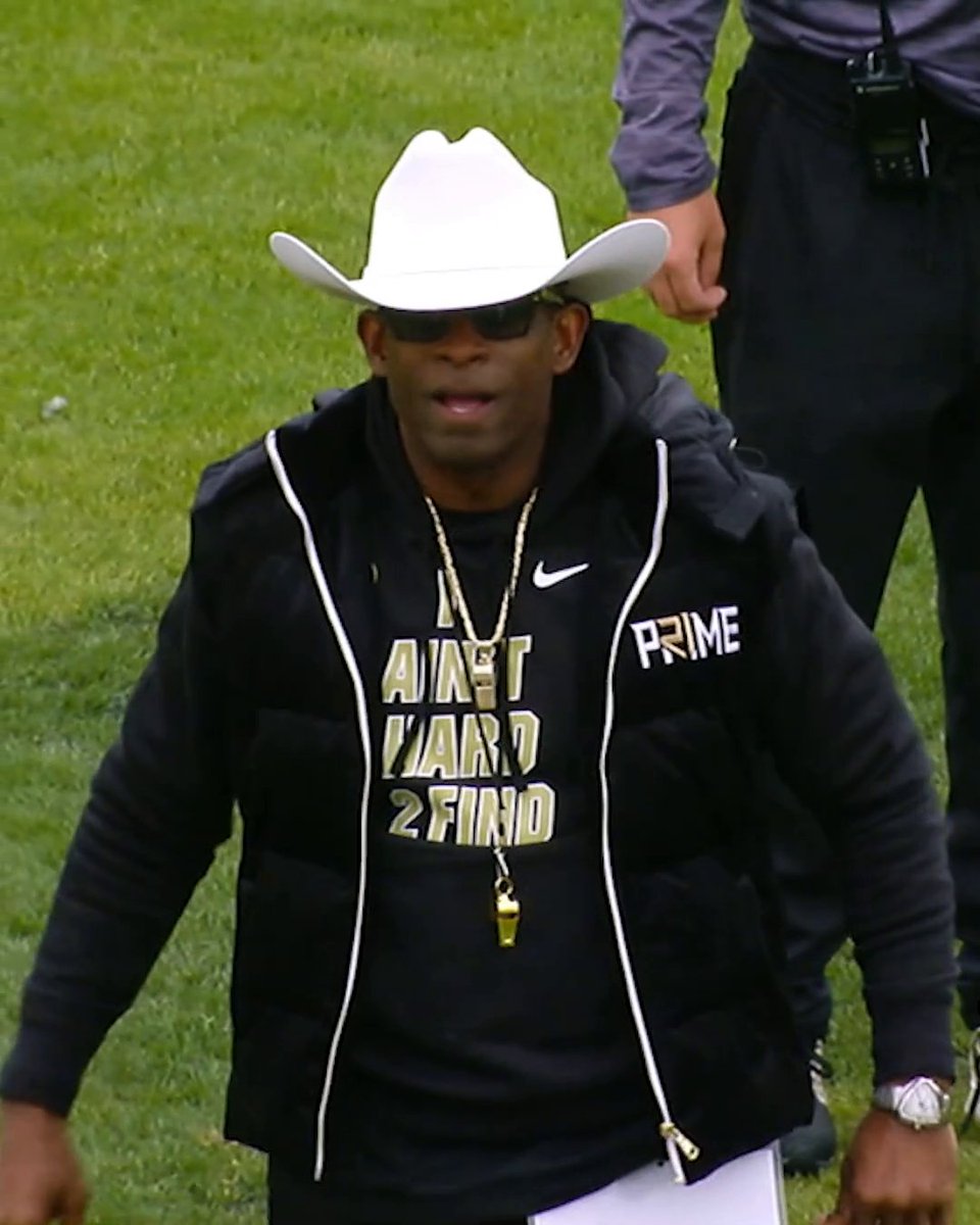 Deion Sanders makes his Colorado coaching debut 🏈 How far can the Buffaloes go this season? 🤔 (via Justin Tinsley)
