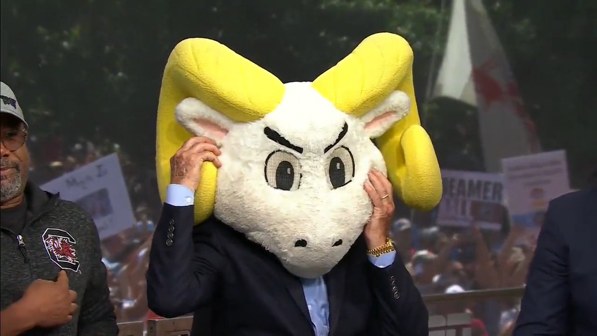 CORSO IS PICKING THE TAR HEELS WITH HIS FIRST PICK OF THE SEASON‼️