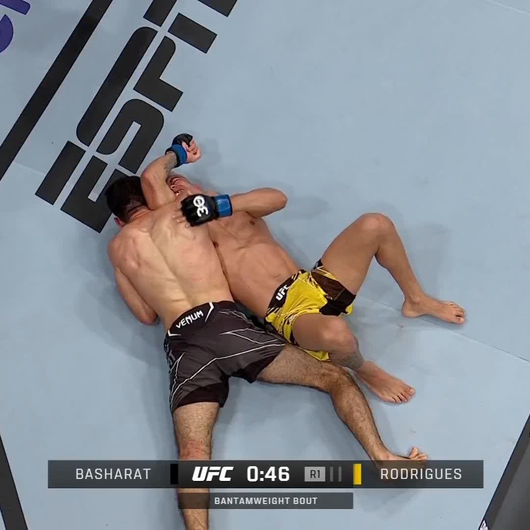 STILL UNDEFEATED! Farid Basharat gets the first finish of the day at #UFCParis 💪