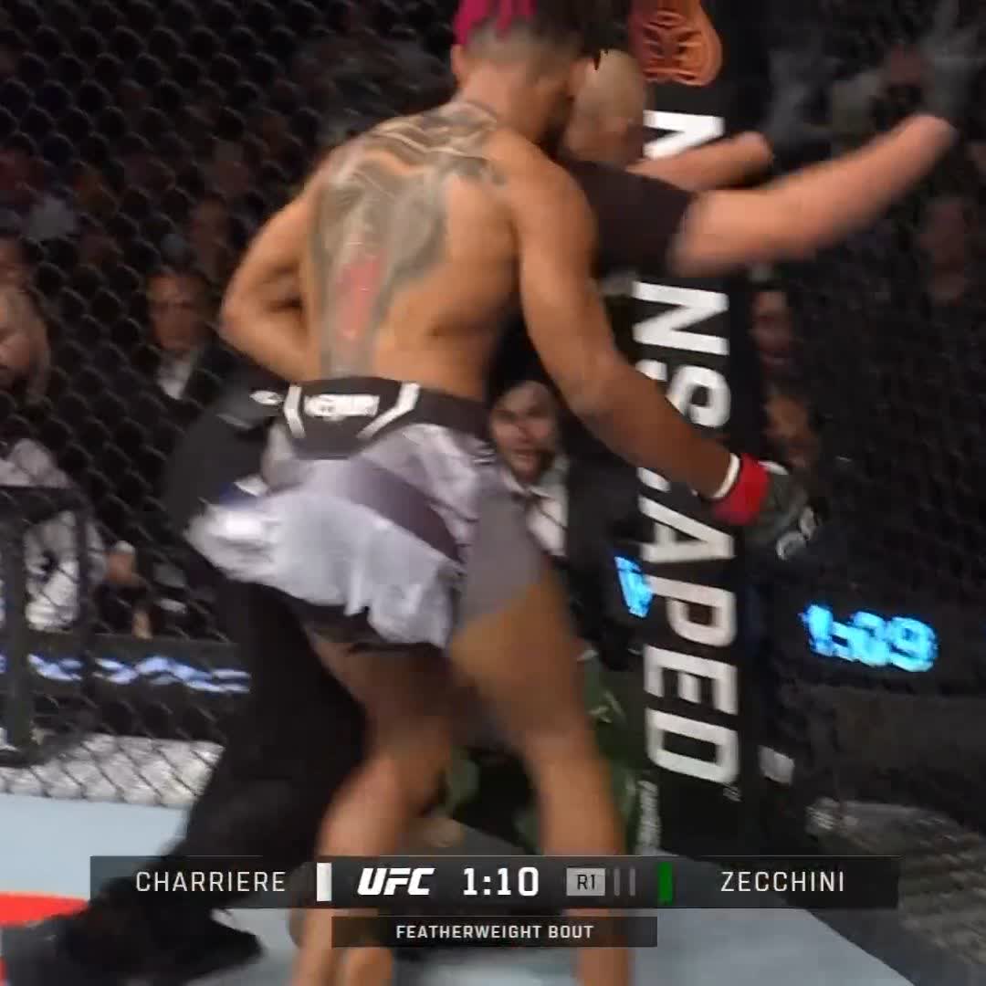C'était trop facile pour THE LAST PIRATE 🏴☠️ 💪 Morgan Charrière s'impose par TKO au premier round 📺 Regardez l’#UFCParis EN DIRECT sur RMC Sport 2